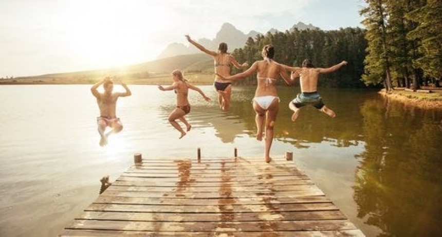 Los jóvenes eligen Sol, playa y algo más en vacaciones
