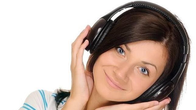 Escuchar la música alta afecta al aprendizaje de los jovenes