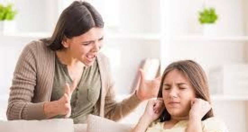 Que actitudes estan alejando a tus hijos de tí
