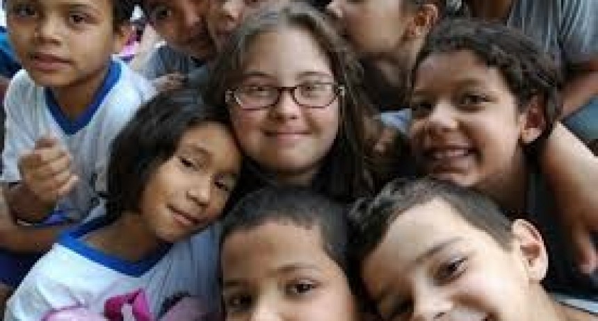  Fondos de conocimiento e identidad:La educaciòn Inclusiva