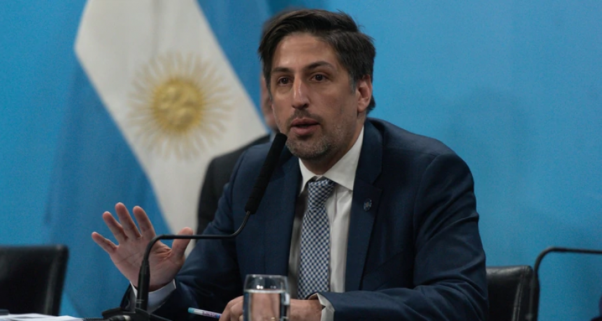 Trotta pidió el Pago de cuotas a los padres de los colegios privados