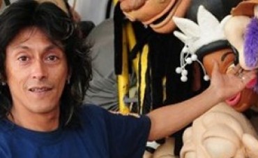 Carlitos Melián festeja 10 años de teatro en el Provincial