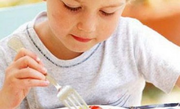 El snackeo entre las comidas un impacto negativo en la salud